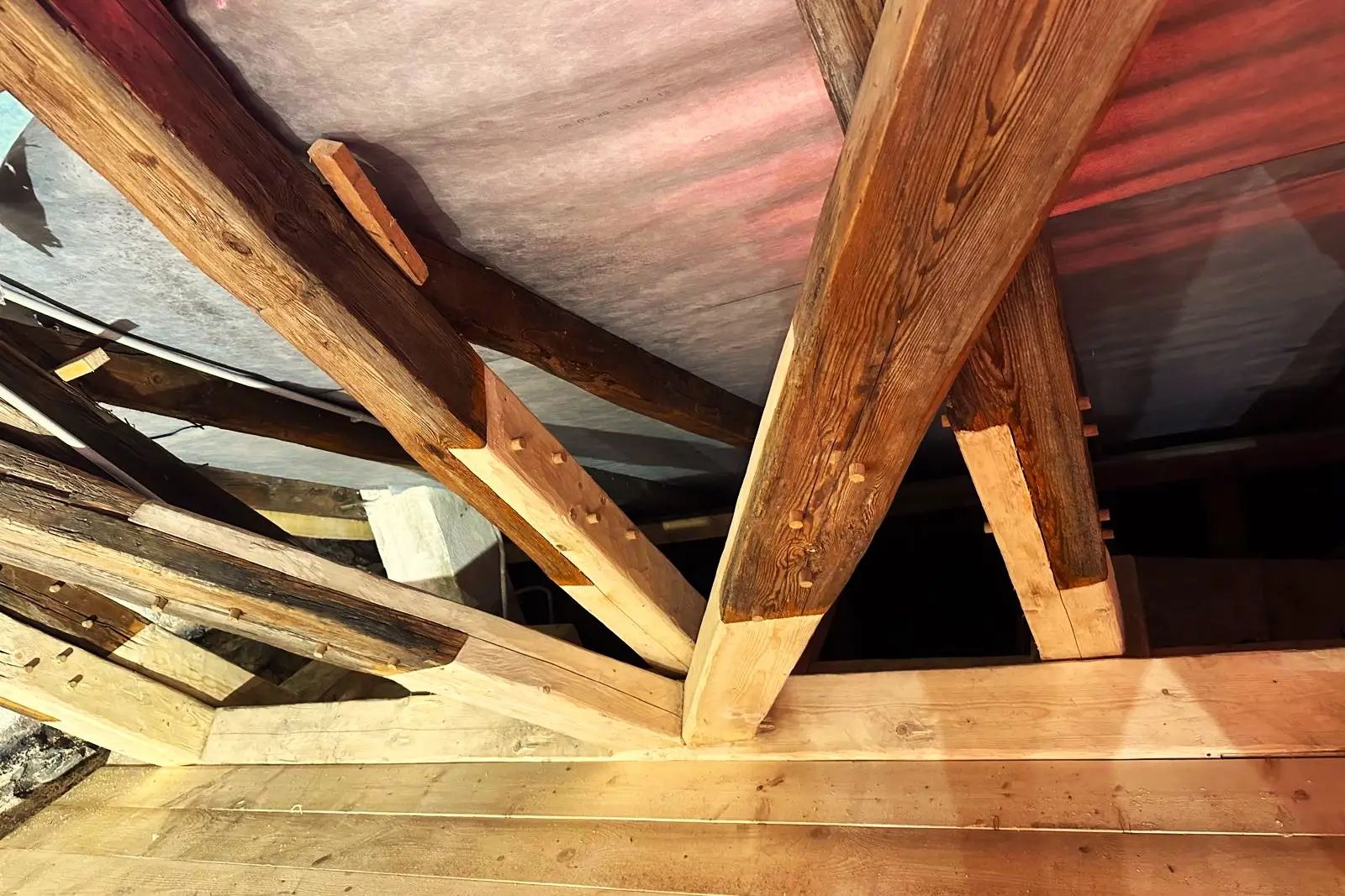 Oprava krovu historické památky