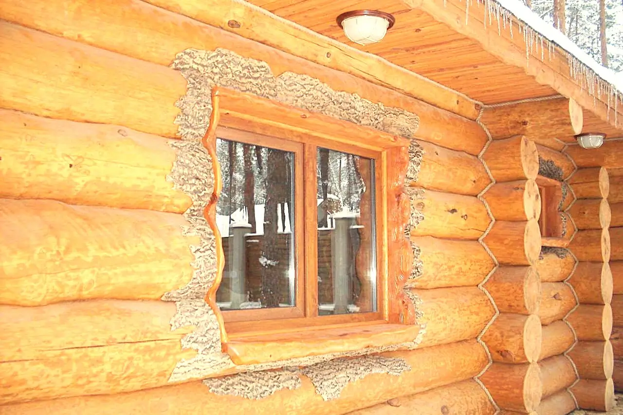 Povrchové úpravy – finální úpravy a estetické zpracování dřevěného domu nebo srubu